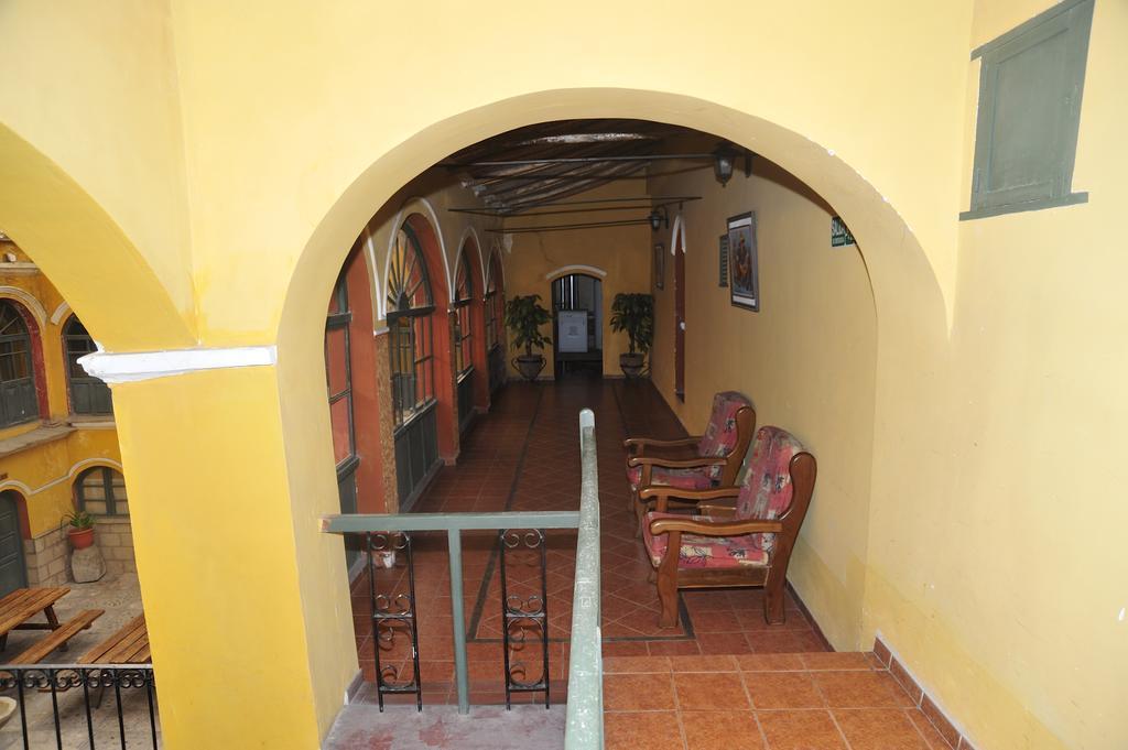 Hostal La Casona Потоси Экстерьер фото