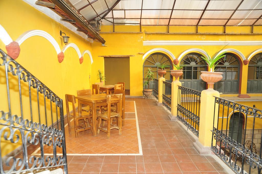 Hostal La Casona Потоси Экстерьер фото