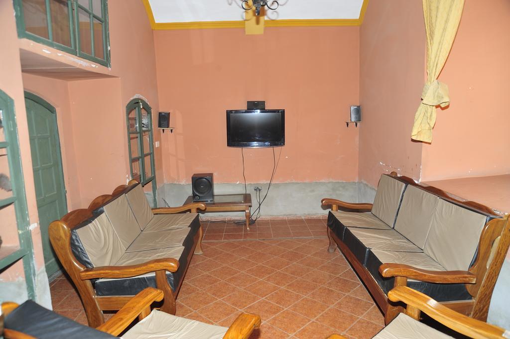 Hostal La Casona Потоси Экстерьер фото